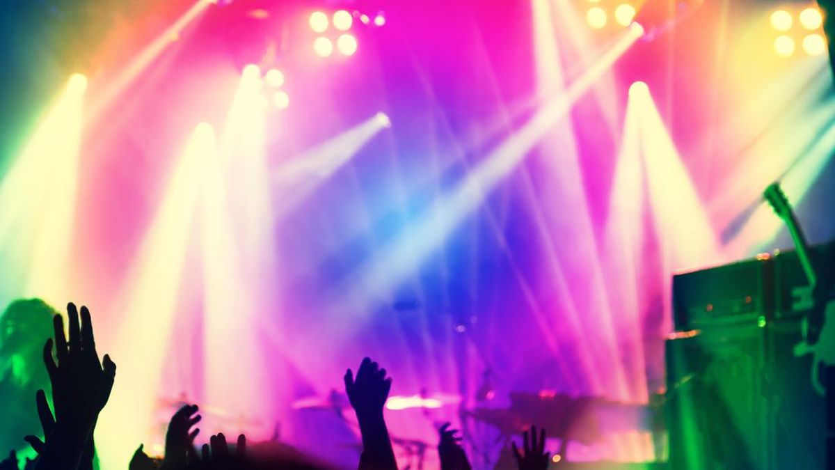 ilustrasi-konser-dangdut_169