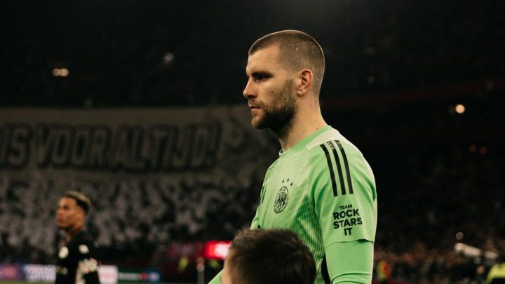 Hasil Liga Belanda: Maarten Paes Cadangan, Ajax Bantai Telstar 4-0