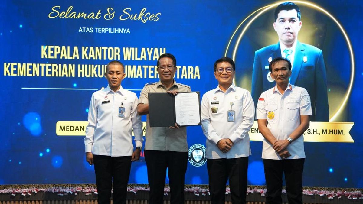 menkum-supratman-serahkan-pemilihan-kakanwil-sumut-lewat-e-voting-1786534868468_169