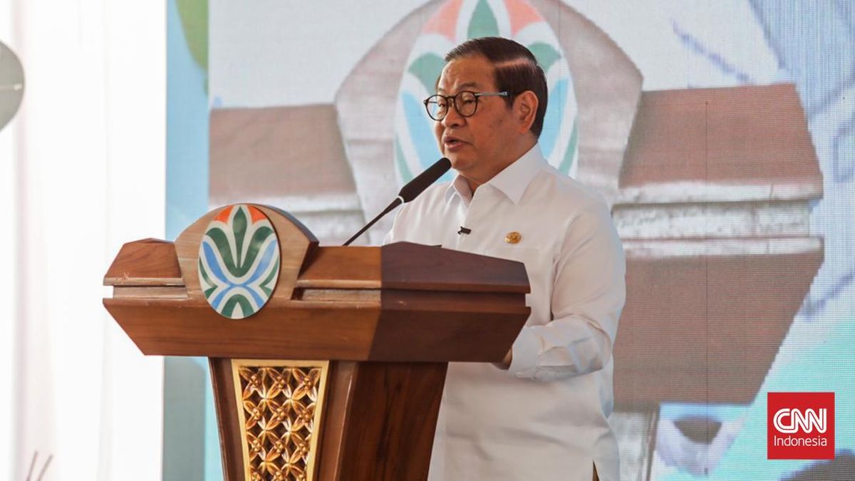 menteri-ketenagakerjaan-yassierli-menghadiri-deklarasi-peluncuran-perlindungan-sosial-bagi-sektor-informal-persampahan-indones-1786332801283_169