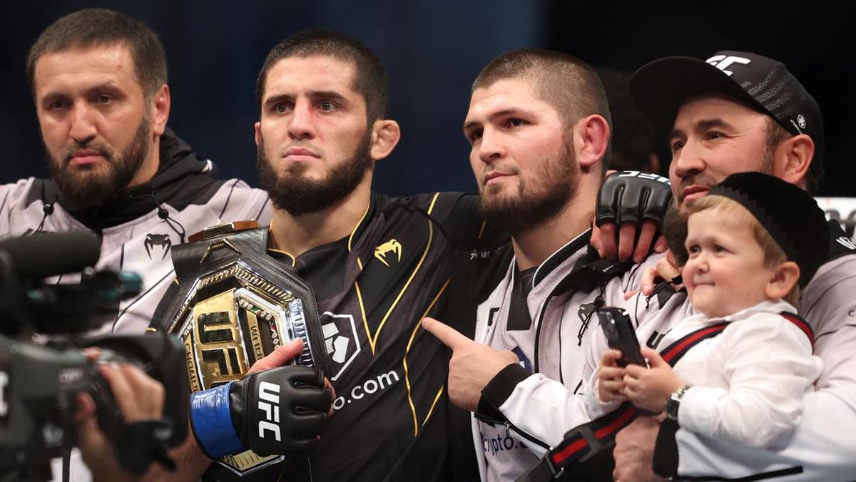 mma-ufc-uae-makhachev-oliveira_169