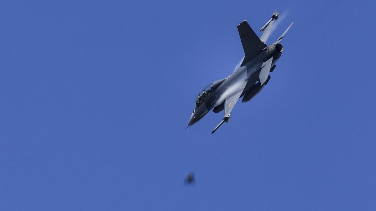 nato-gelar-latihan-nuklir-di-tengah-ketengangan-rusia-3_169