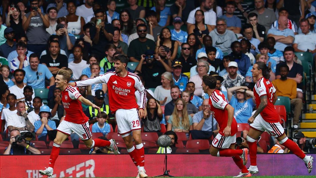 soccer-england-ars-mci-1786894429161_169