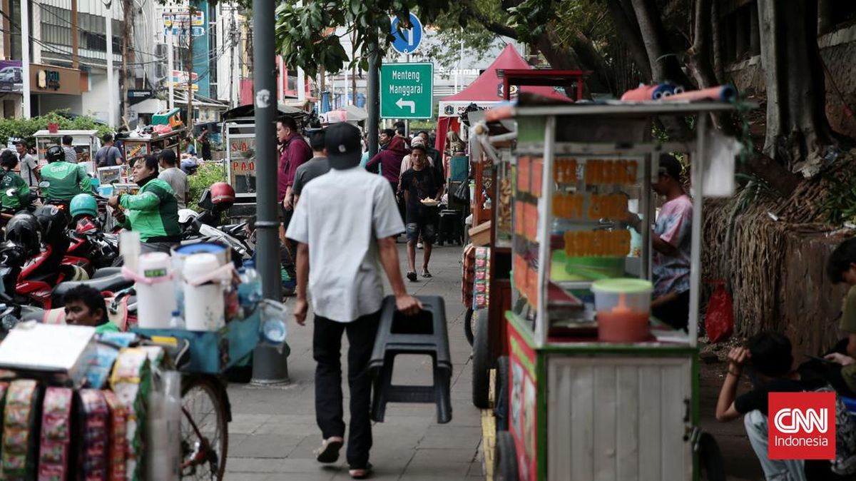 terowongan-kendal-steril-dari-pedagang-kaki-lima-10_169