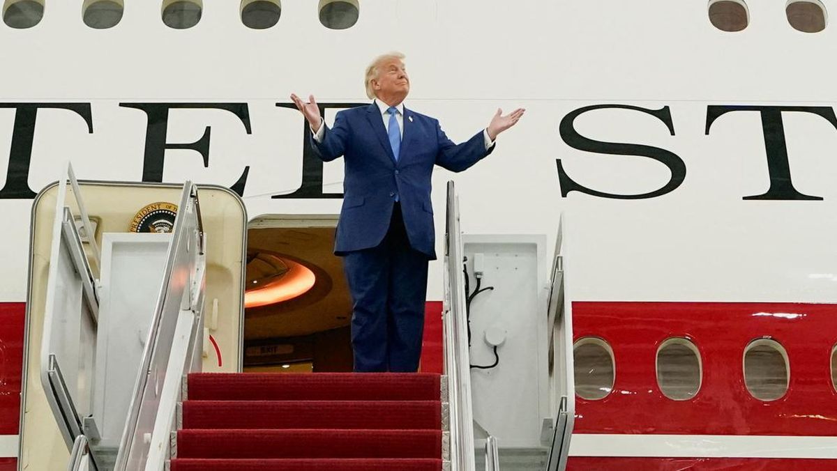 trump-pamer-air-force-one-baru-dari-qatar-1781963348129_169