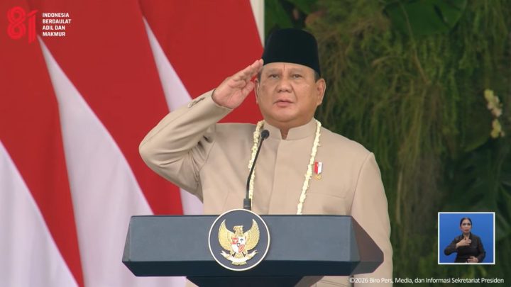 Berlangsung Khidmat, Prabowo Pimpin Upacara Penurunan Bendera