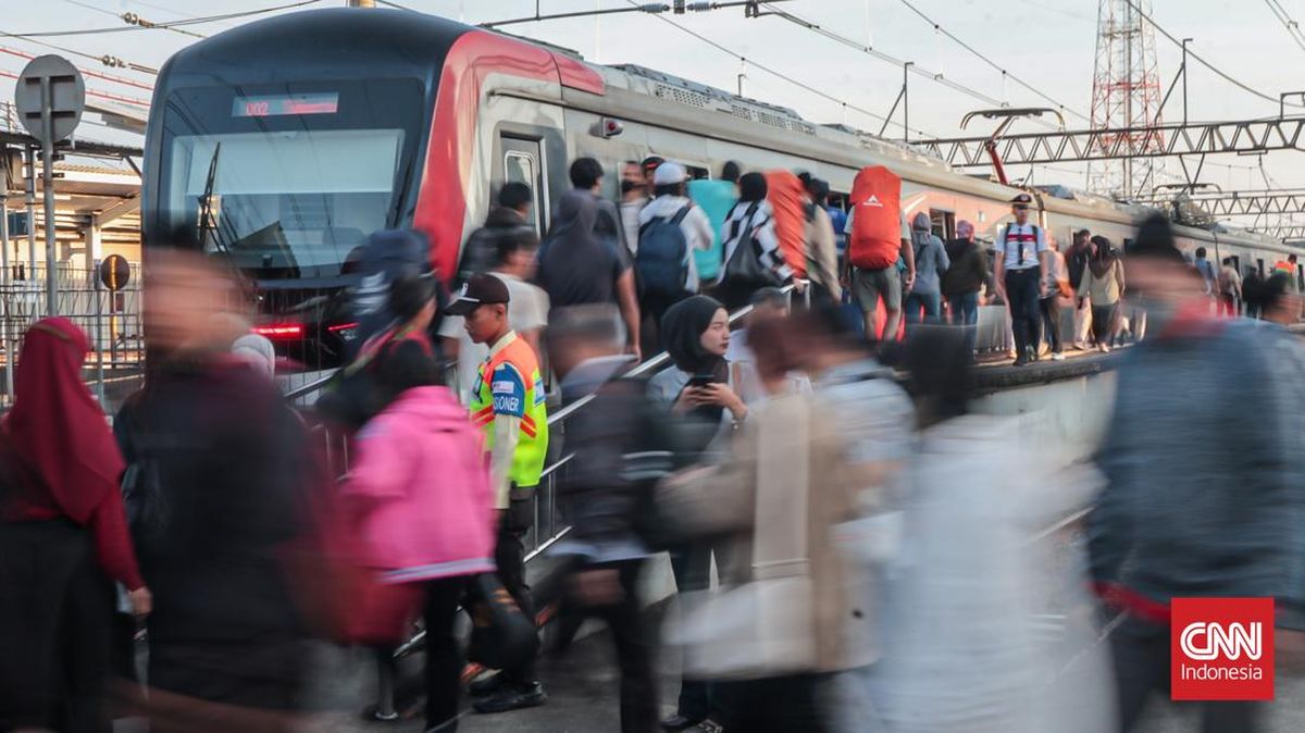 adaptasi-baru-saat-penutupan-3-peron-stasiun-bogor-1776222010113_169