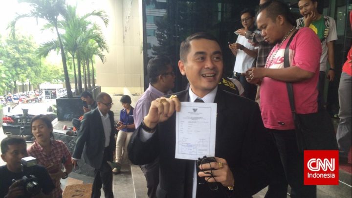 Jejak Kontroversi Arya Wedakarna: Rasis hingga Nongol di Kontes Waria