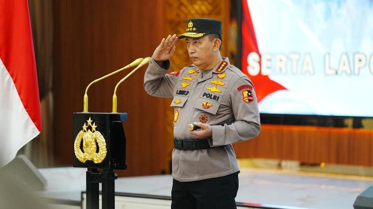 kapolri-jenderal-listyo-sigit-prabowo-resmi-melantik-sejumlah-pejabat-utama-mabes-polri-1788343333256_169