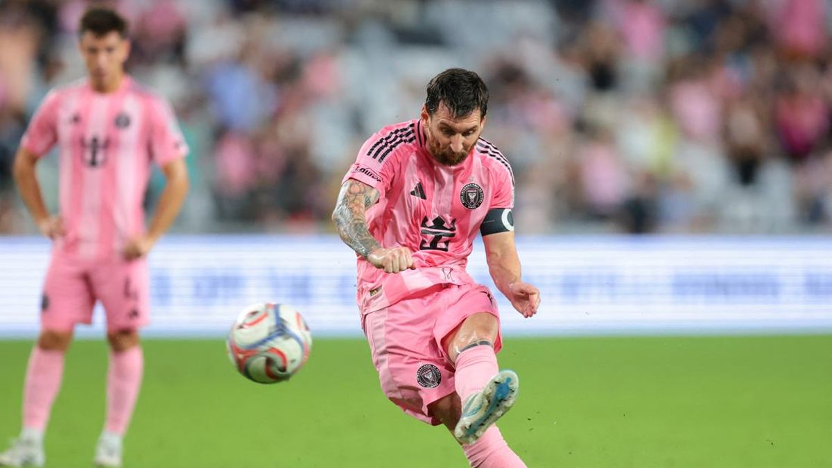 messi-borong-4-gol-di-inter-miami-vs-montreal-1788056342634_169