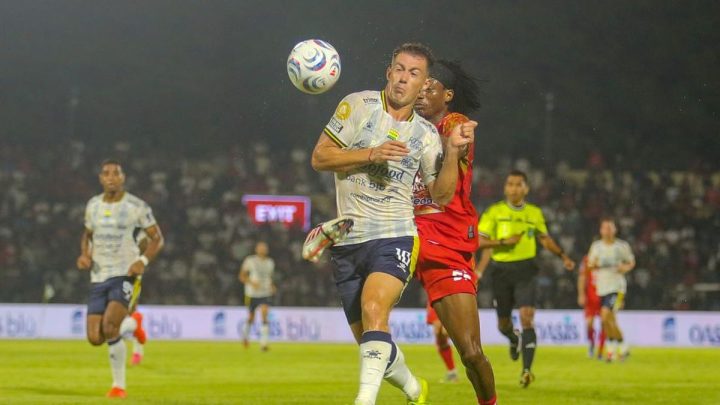 Klasemen Super League usai Persib Lumat Persijap: Dewa di Puncak