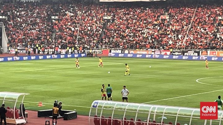 Momen Hangat Arhan dan Ragnar di Persija vs Persib