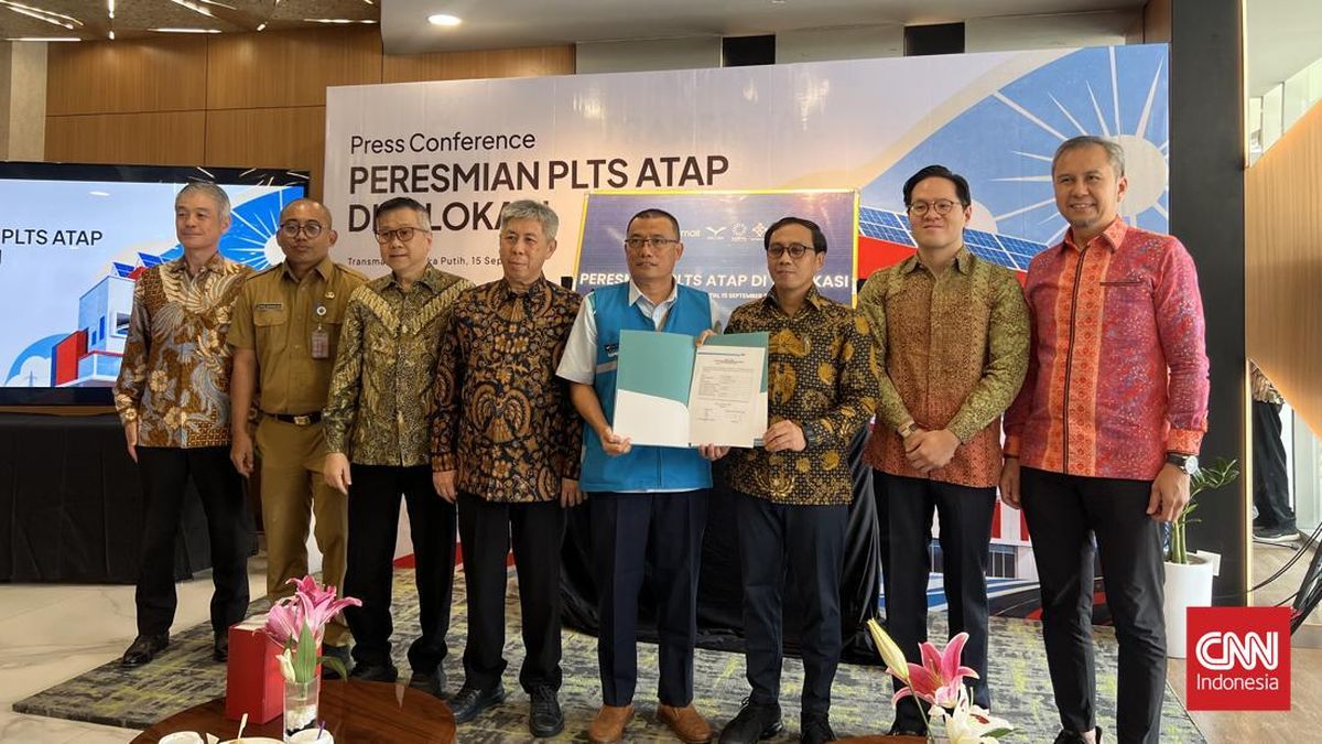 trans-retail-indonesia-resmikan-plts-atap-di-16-lokasi-1789445174731_169